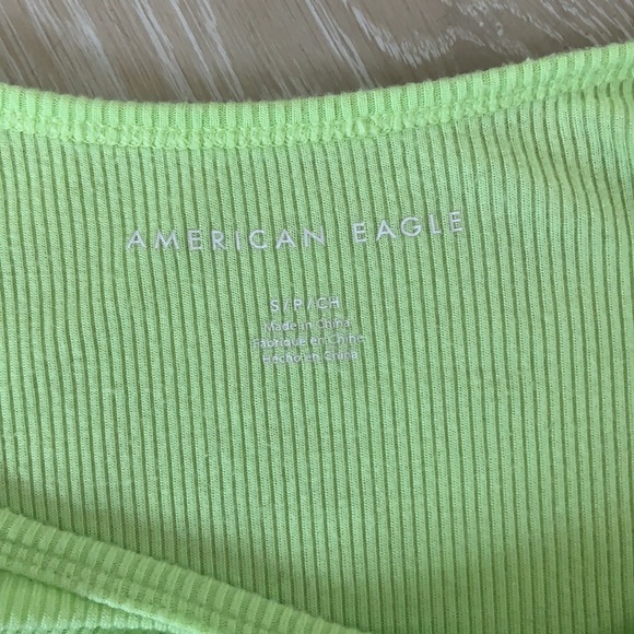 Neon green crop top - Picture 2 of 2